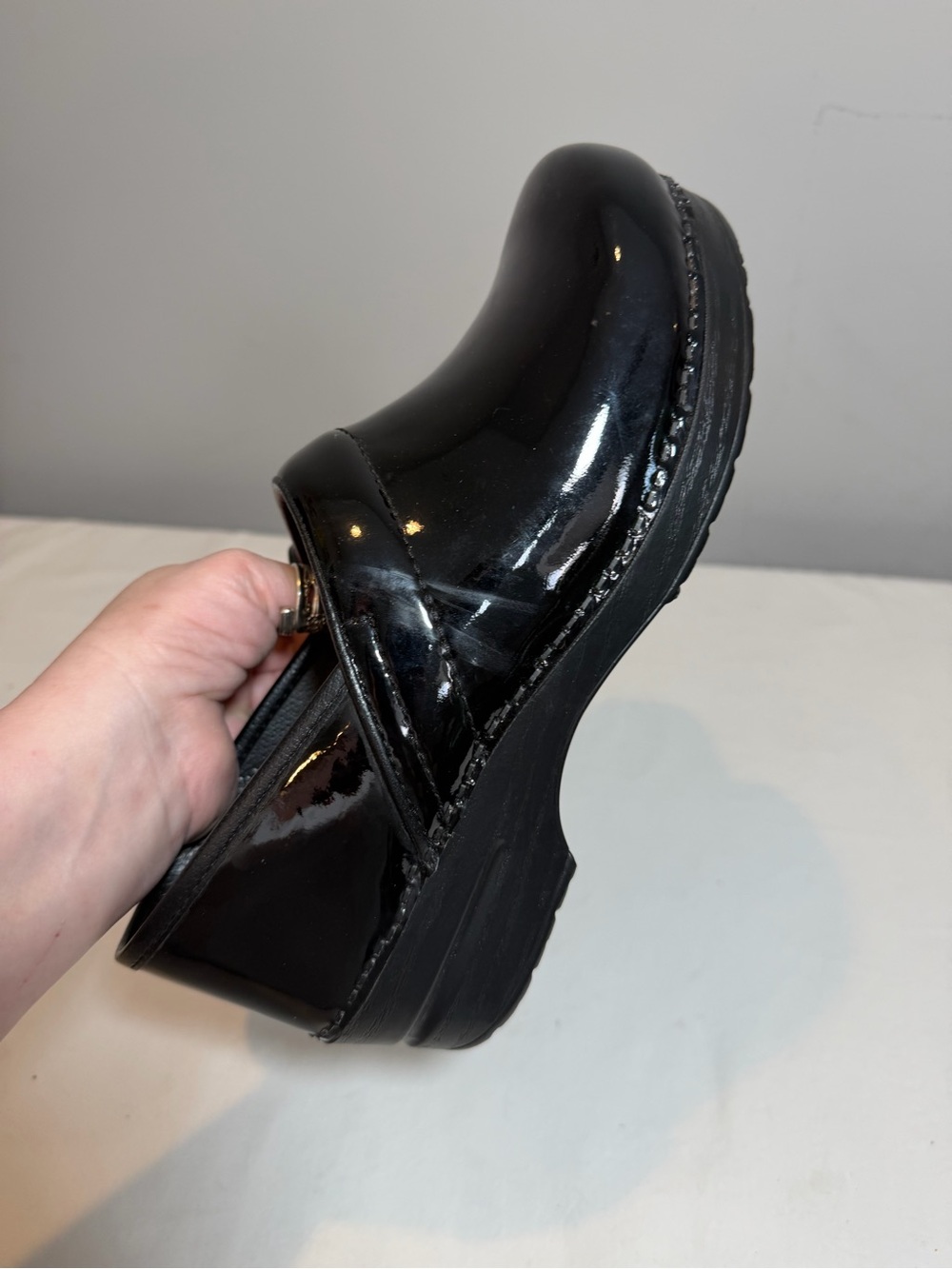 New Dansko professional black patent leather slip on clogs size 41 - Picture 4 of 11